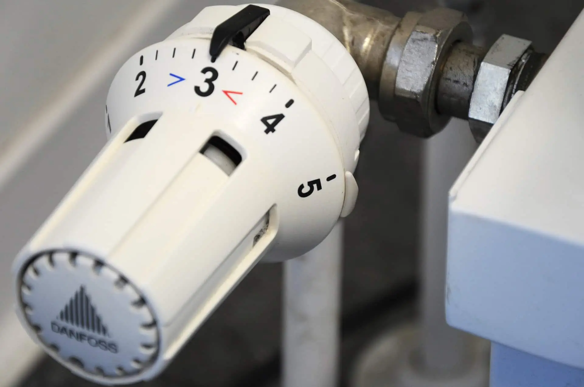 llave reguladora radiador - Cómo regular la temperatura de los radiadores