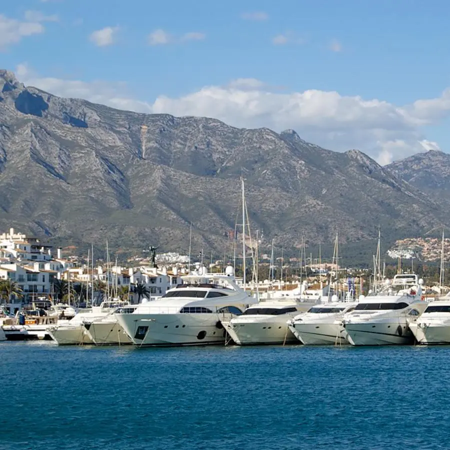 seguridad puerto banus - Cuándo se inauguró Puerto Banús