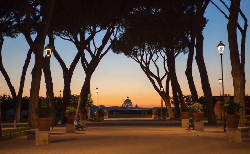 atardecer roma jardines de los almendros cerradura - Dónde ver la mejor puesta de sol en Roma