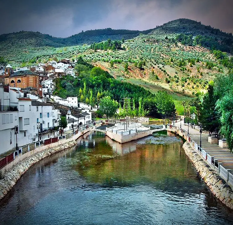 cazorla la puerta de segura - Qué altura tiene la Sierra de Cazorla