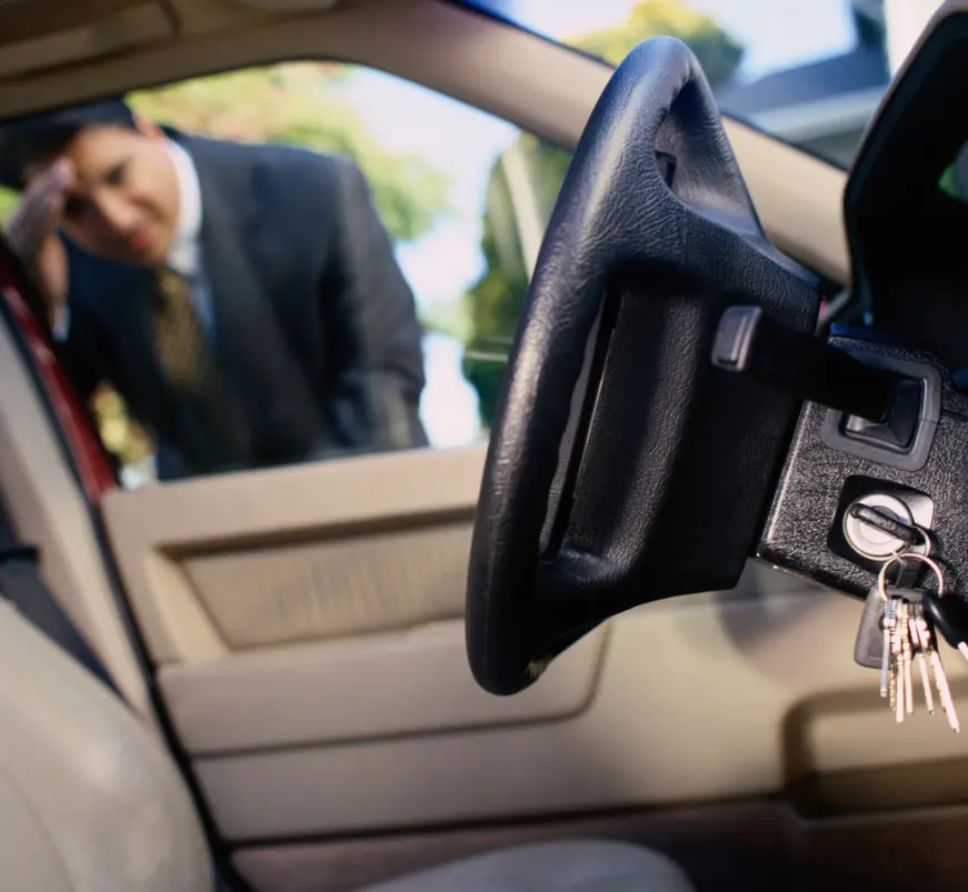 cubre el seguro la apertura del coche por un cerrajero - Qué es lo que cubre un seguro a terceros